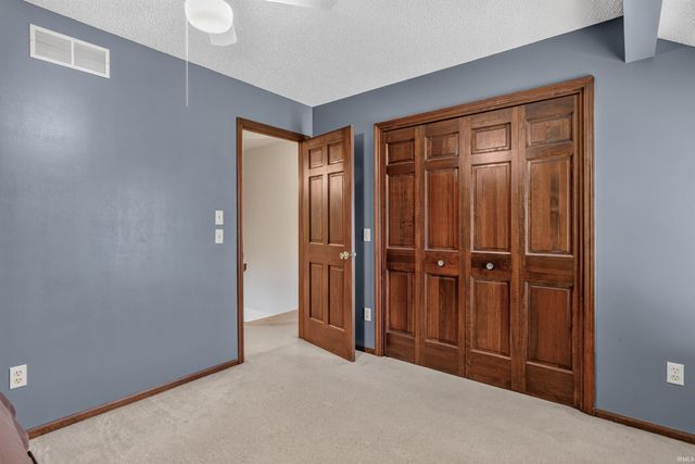 2326 Kerrigans Way, Fort Wayne, IN 46815