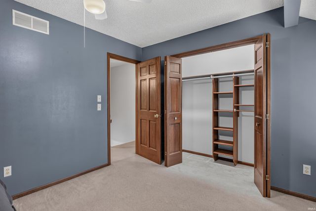2326 Kerrigans Way, Fort Wayne, IN 46815