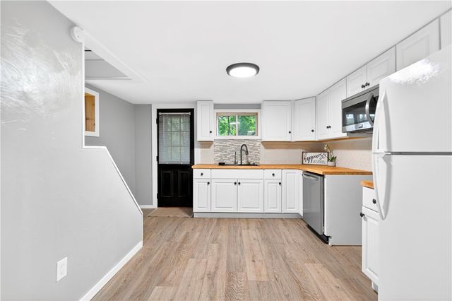 154 Ashbaugh Road, Penn Twp, PA 15644