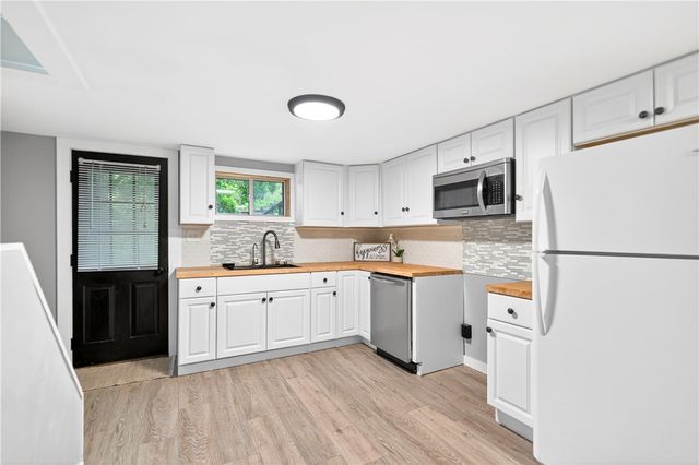 154 Ashbaugh Road, Penn Twp, PA 15644