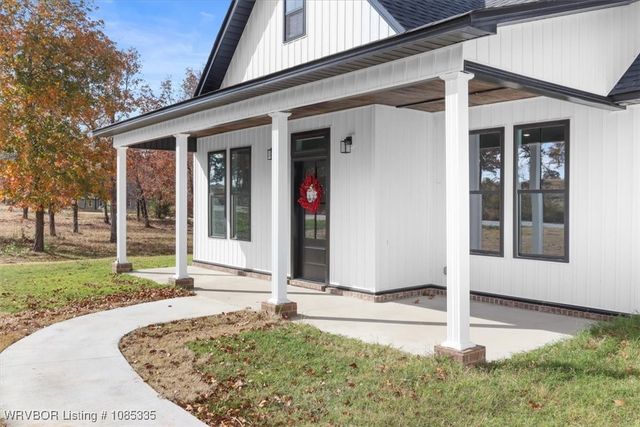 23822 Clark Griswold Court, Wister, OK 74966