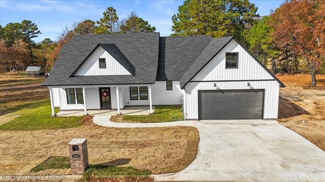 23822 Clark Griswold Court, Wister, OK 74966