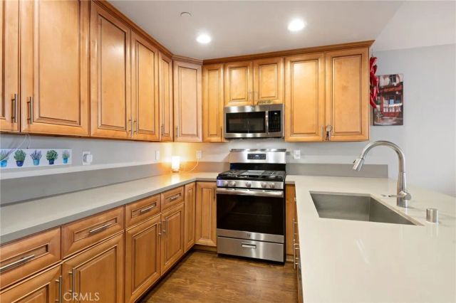 16408 Valencia Avenue 615, Fontana, CA 92335