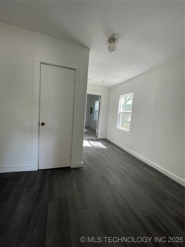 310 4th Avenue SE, Ardmore, OK 73401