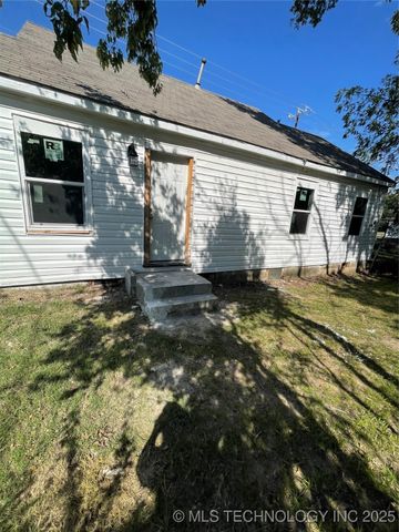 310 4th Avenue SE, Ardmore, OK 73401