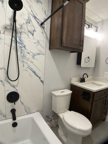 1315 Allante Court, Euless, TX 76040