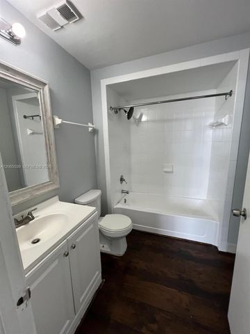 7400 W 20th Ave 111, Hialeah, FL 33016