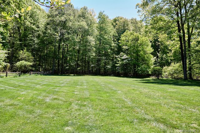 116 S Mountain Road, New City, NY 10956