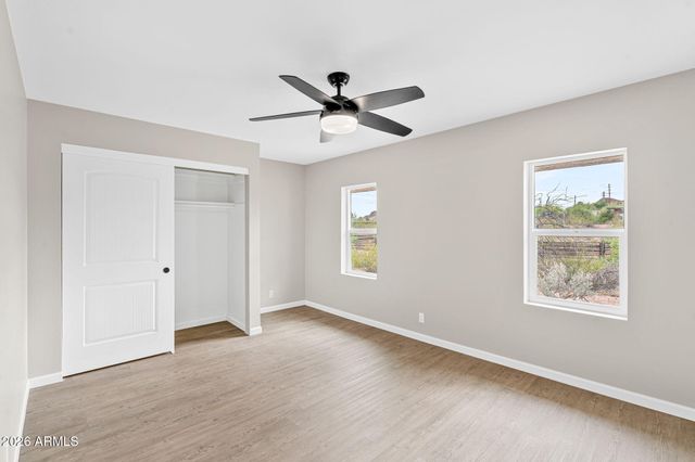 211 E CAMPO DESIERTO Road, Tempe, AZ 85288