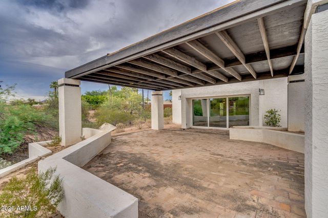 211 E CAMPO DESIERTO Road, Tempe, AZ 85288