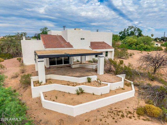 211 E CAMPO DESIERTO Road, Tempe, AZ 85288
