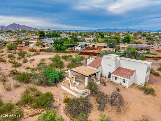 211 E CAMPO DESIERTO Road, Tempe, AZ 85288