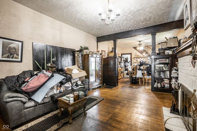 617-619 N Riley Avenue, Indianapolis, IN 46201