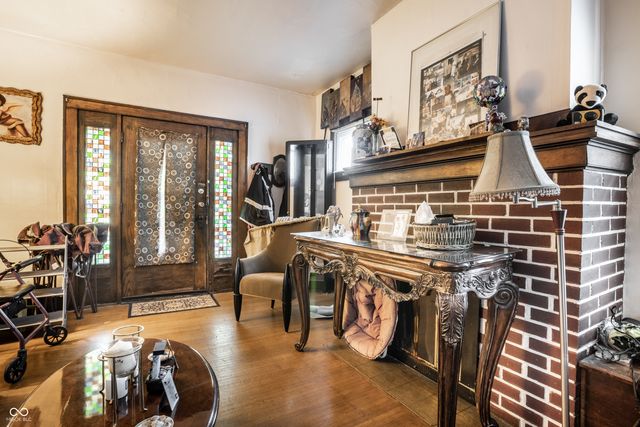 617-619 N Riley Avenue, Indianapolis, IN 46201