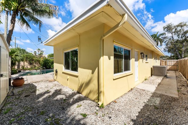 1406 NE 15th Street, Fort Lauderdale, FL 33304