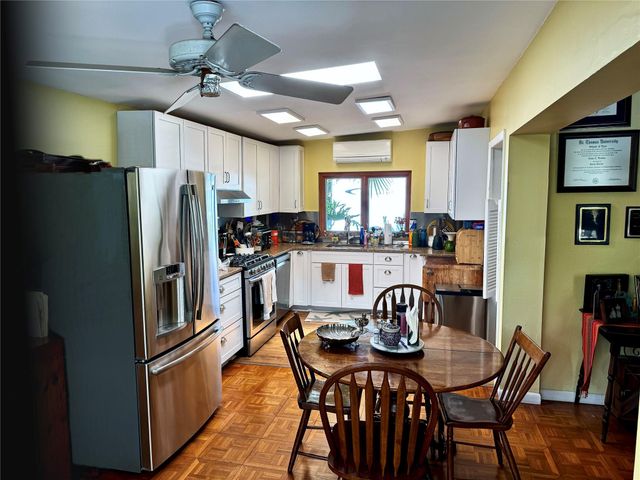 1406 NE 15th St, Fort Lauderdale, FL 33304