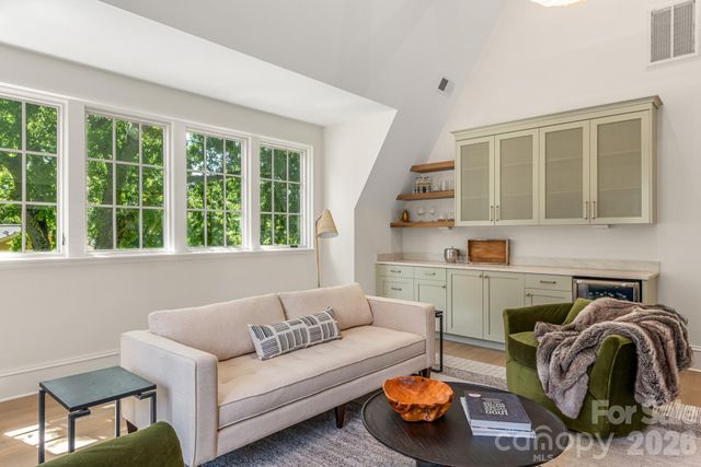 5555 Lansing Drive, Charlotte, NC 28270