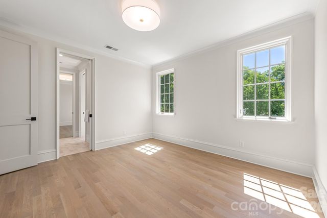 5555 Lansing Drive, Charlotte, NC 28270