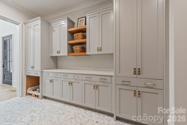 5555 Lansing Drive, Charlotte, NC 28270