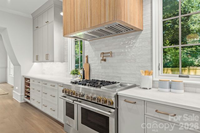 5555 Lansing Drive, Charlotte, NC 28270