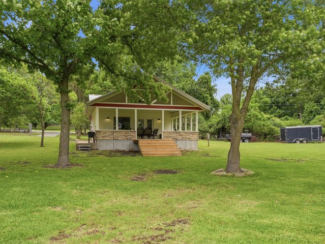 542 W Lake Drive, Weatherford, TX 76087
