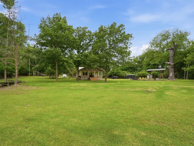 542 W Lake Drive, Weatherford, TX 76087