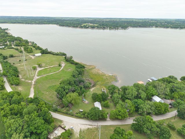 542 W Lake Drive, Weatherford, TX 76087