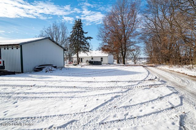 1701 Dawkins Rd, La Grange, KY 40031