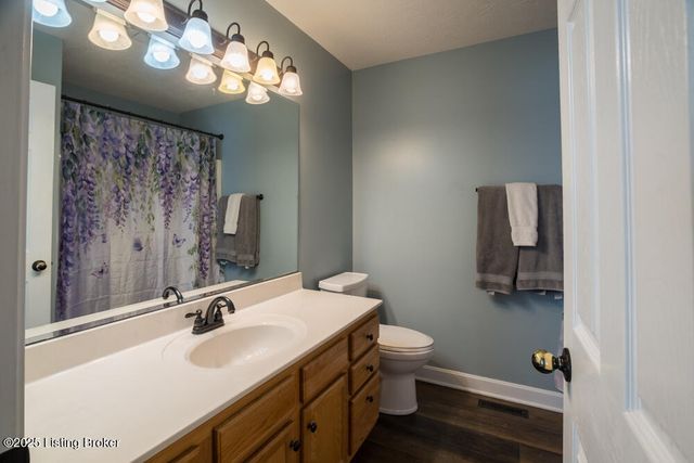 1701 Dawkins Rd, La Grange, KY 40031