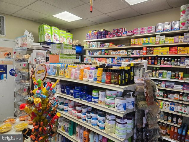 1100 CHESTNUT AVE, Trenton, NJ 08611