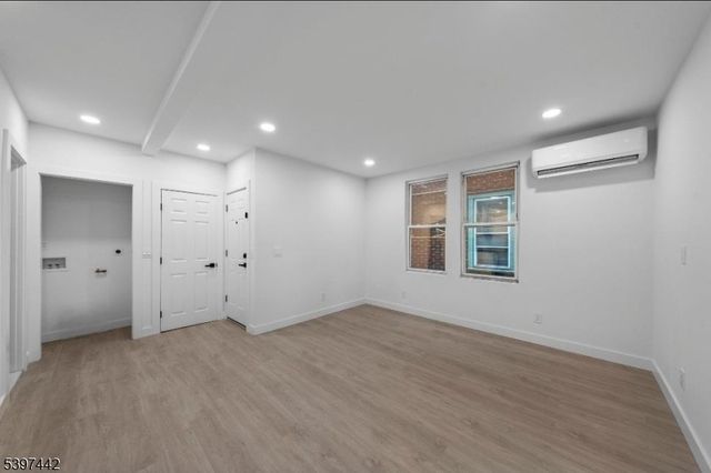 336 Danforth Ave, Jersey City, NJ 07305