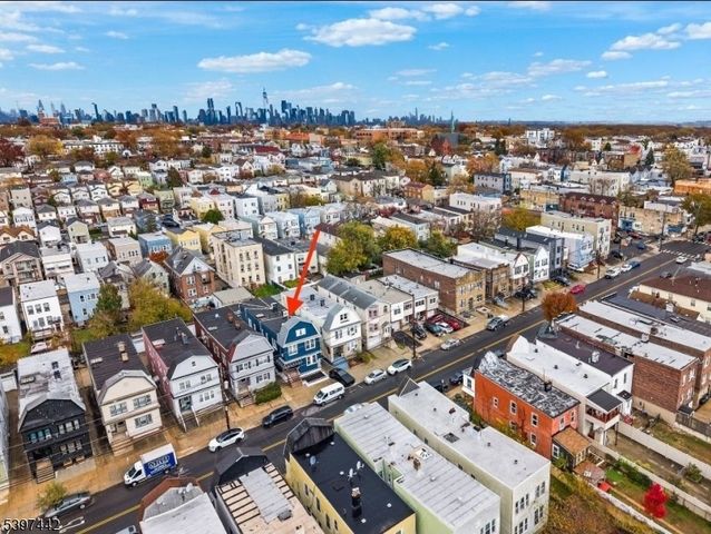 336 Danforth Ave, Jersey City, NJ 07305