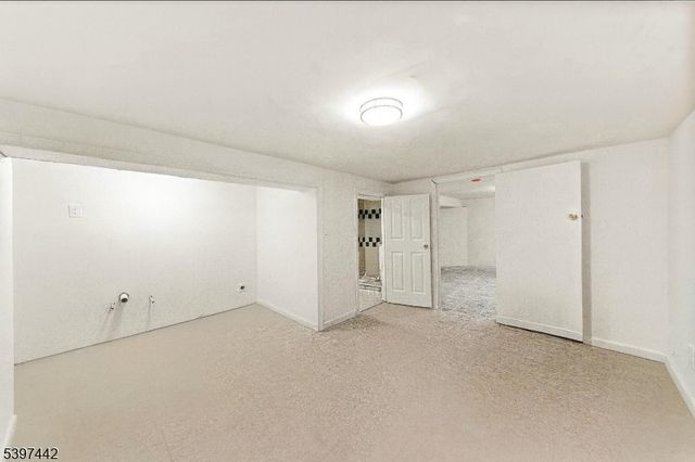 336 Danforth Ave, Jersey City, NJ 07305