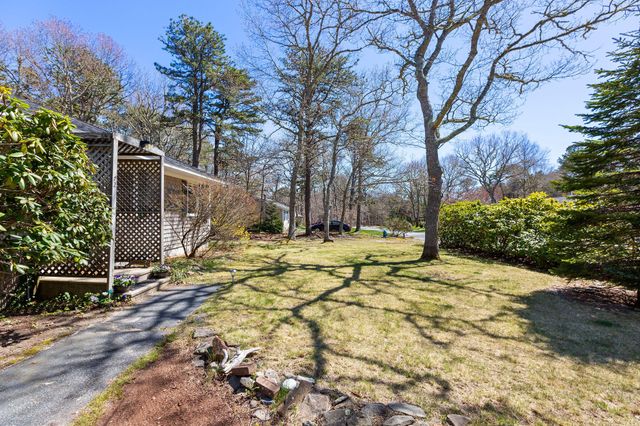72 W Tupelo Drive, Harwich, MA 02645