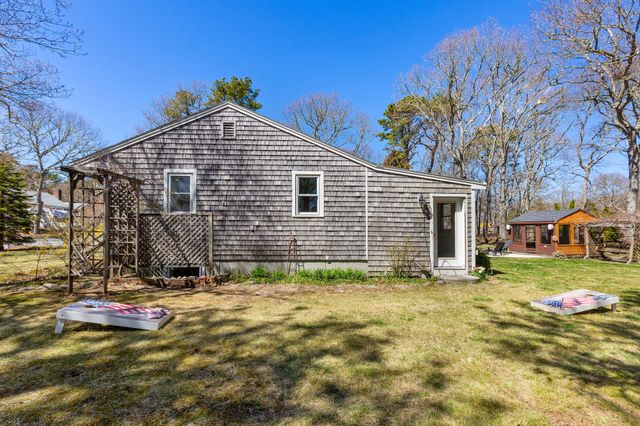 72 W Tupelo Drive, Harwich, MA 02645