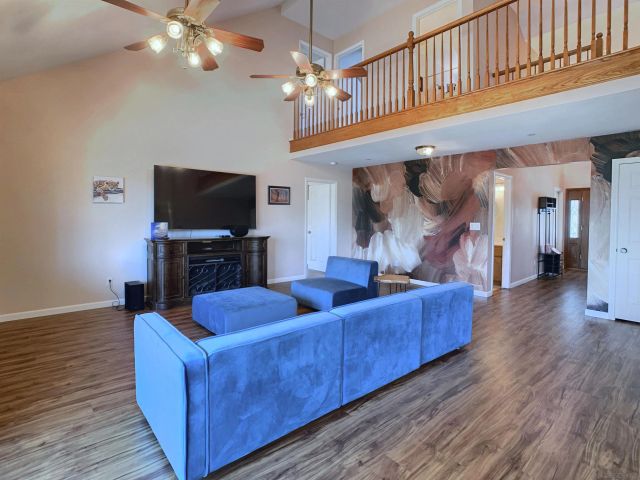 1249 LA CRESTA BLVD, El Cajon, CA 92021
