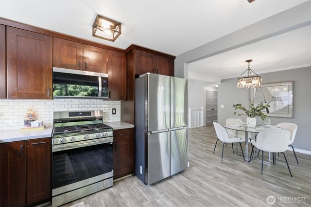 9550 172nd Avenue NE, Redmond, WA 98052