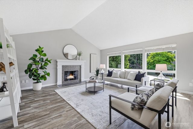 9550 172nd Avenue NE, Redmond, WA 98052
