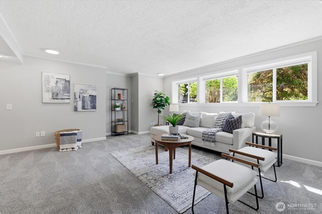 9550 172nd Avenue NE, Redmond, WA 98052