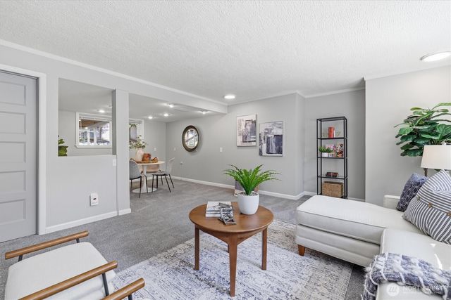9550 172nd Avenue NE, Redmond, WA 98052