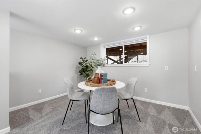 9550 172nd Avenue NE, Redmond, WA 98052