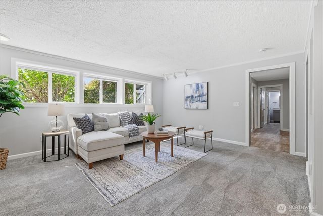 9550 172nd Avenue NE, Redmond, WA 98052