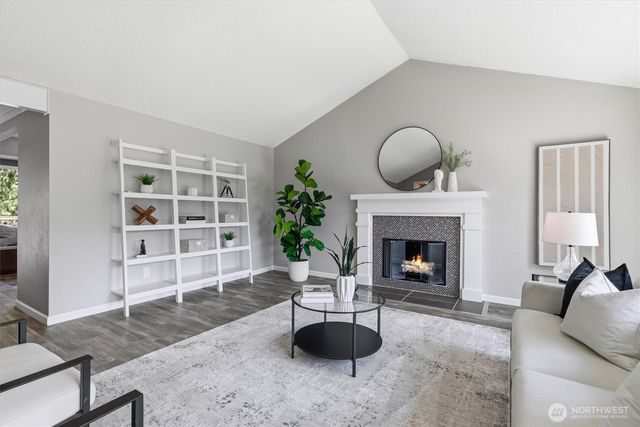 9550 172nd Avenue NE, Redmond, WA 98052