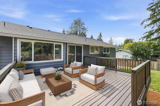 9550 172nd Avenue NE, Redmond, WA 98052