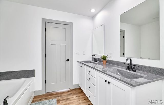 124 Peruque Creek Manor, Wright City, MO 63390