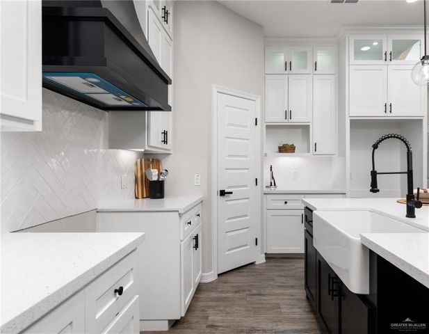 2305 Blue Sky Drive, Weslaco, TX 78596