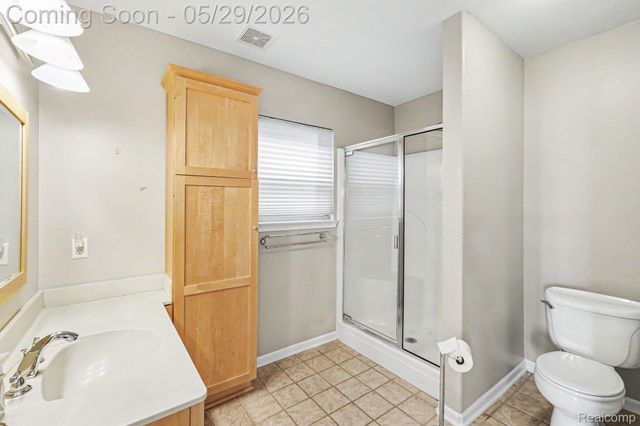 3506 Union Lake Road, Commerce Charter Township, MI 48382