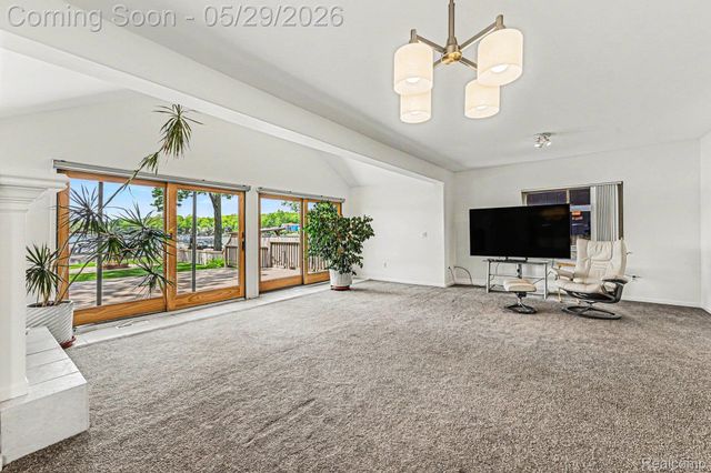 3506 Union Lake Road, Commerce Charter Township, MI 48382