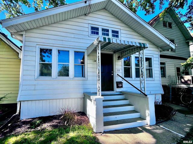 133 NE ROCK ISLAND Avenue, Peoria, IL 61603