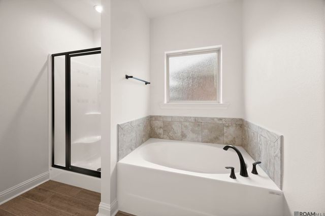 6360 Nesting Dr, Gonzales, LA 70737